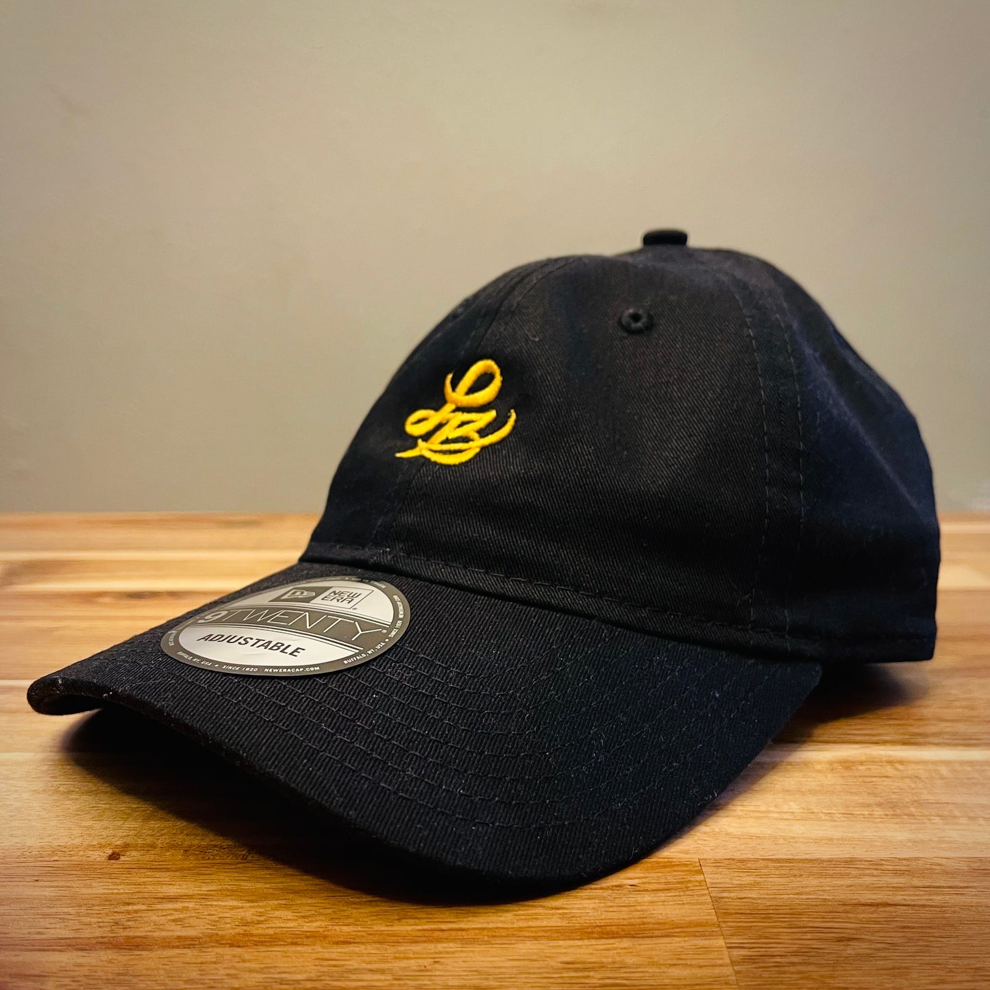 LB - NEW ERA DAD HAT - BLACK & GOLD